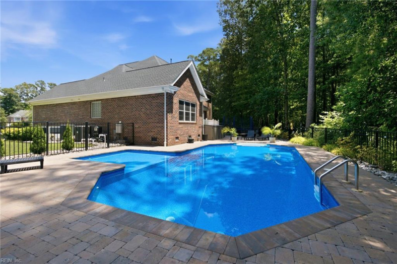 Photo 38 of 46 residential for sale in Chesapeake virginia