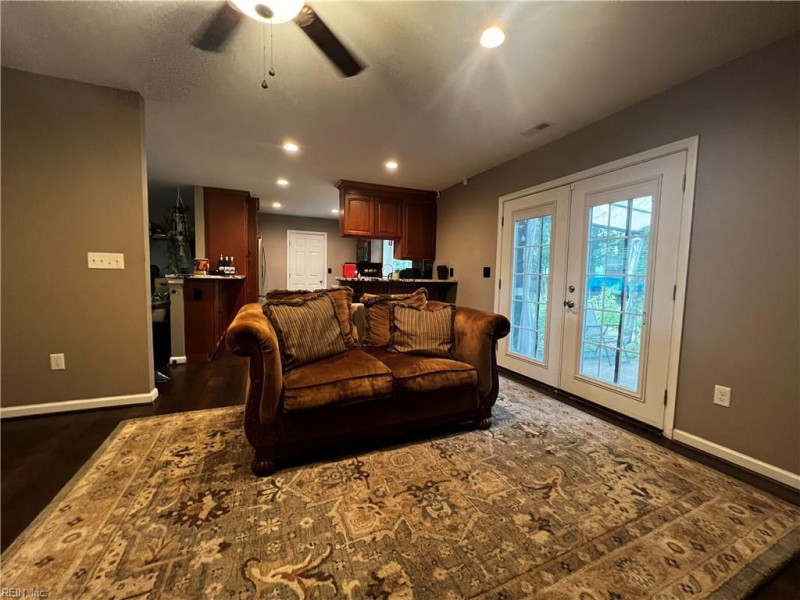 Photo 9 of 11 residential for sale in Hampton virginia Photo 9 of 11 residential for sale in Hampton virginia
