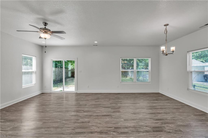 Photo 28 of 50 residential for sale in Portsmouth virginia