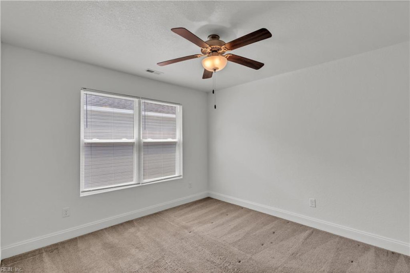 Photo 39 of 50 residential for sale in Portsmouth virginia