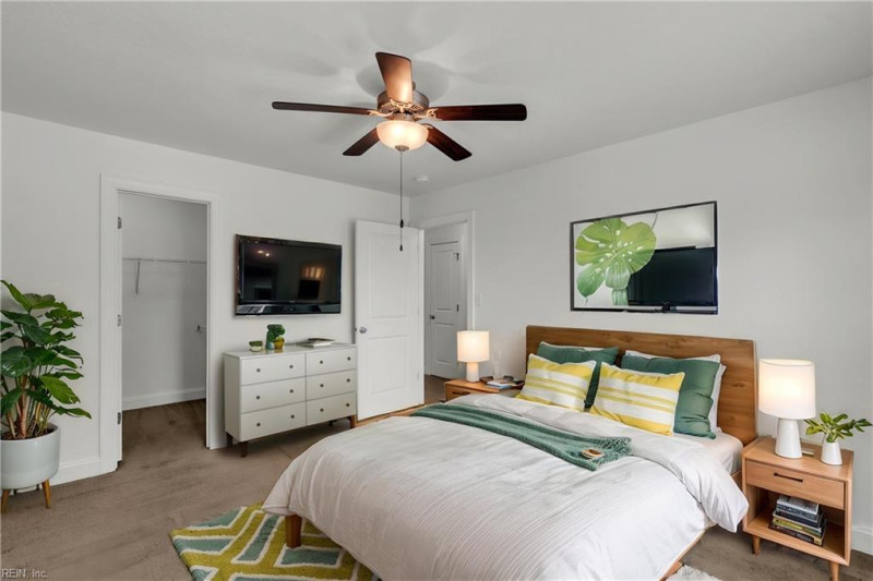 Photo 46 of 50 residential for sale in Portsmouth virginia