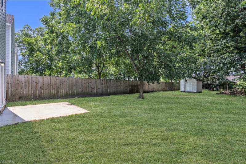 Photo 6 of 50 residential for sale in Portsmouth virginia