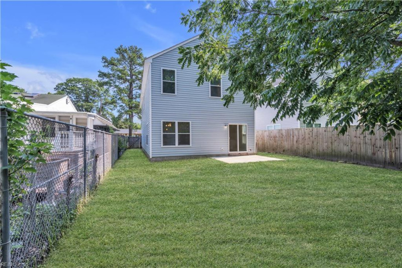 Photo 7 of 50 residential for sale in Portsmouth virginia