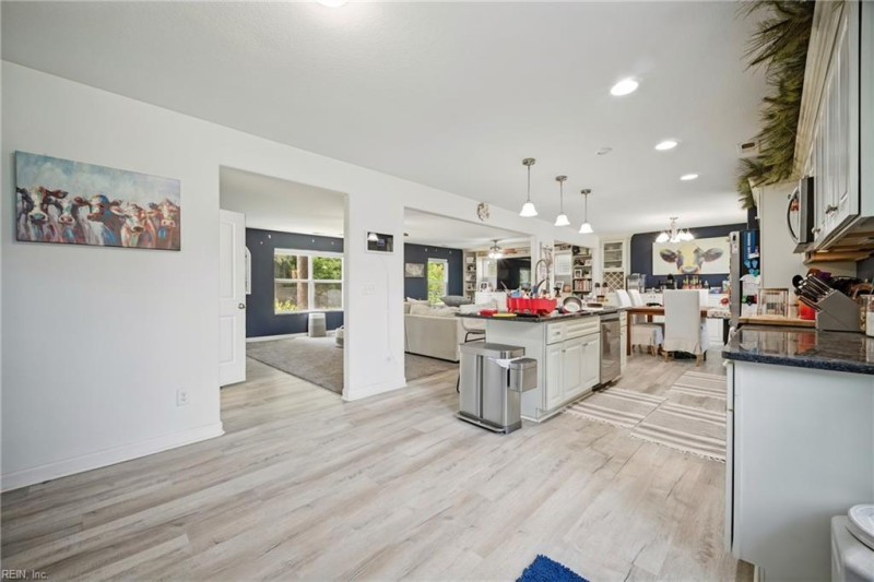 Photo 10 of 32 residential for sale in Norfolk virginia