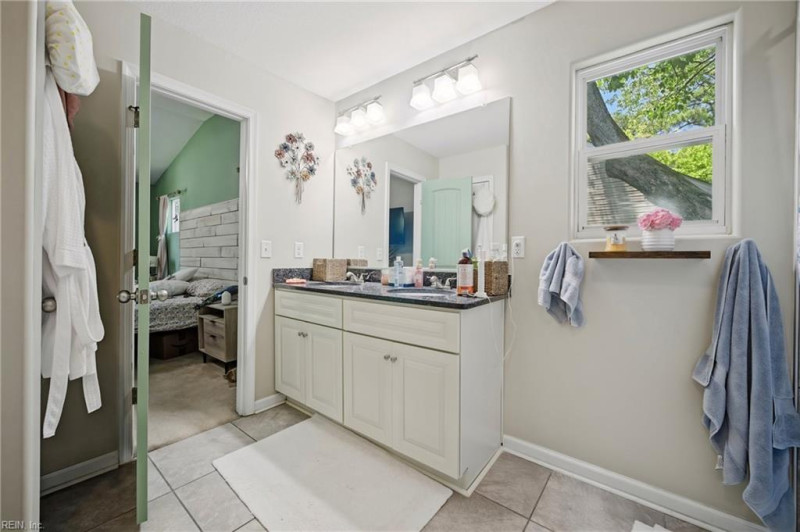 Photo 18 of 32 residential for sale in Norfolk virginia