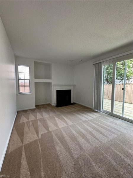 Photo 4 of 20 residential for sale in Chesapeake virginia