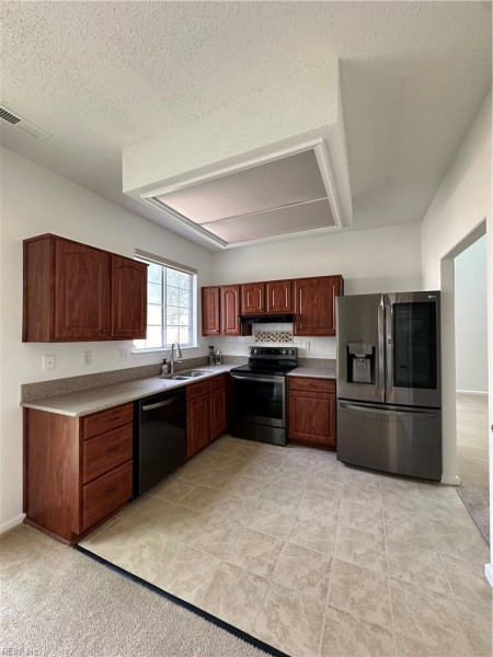 Photo 7 of 20 residential for sale in Chesapeake virginia