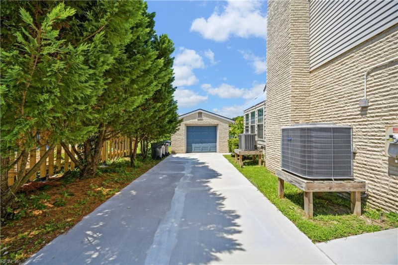Photo 4 of 50 residential for sale in Hampton virginia Photo 4 of 50 residential for sale in Hampton virginia