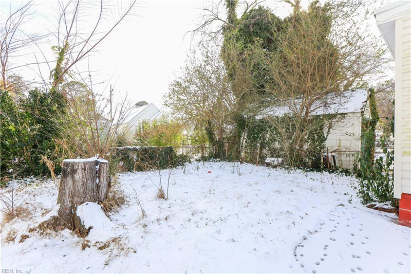 Photo 32 of 37 residential for sale in Portsmouth virginia