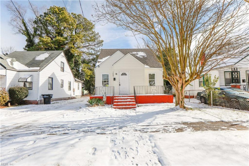 Photo 35 of 37 residential for sale in Portsmouth virginia