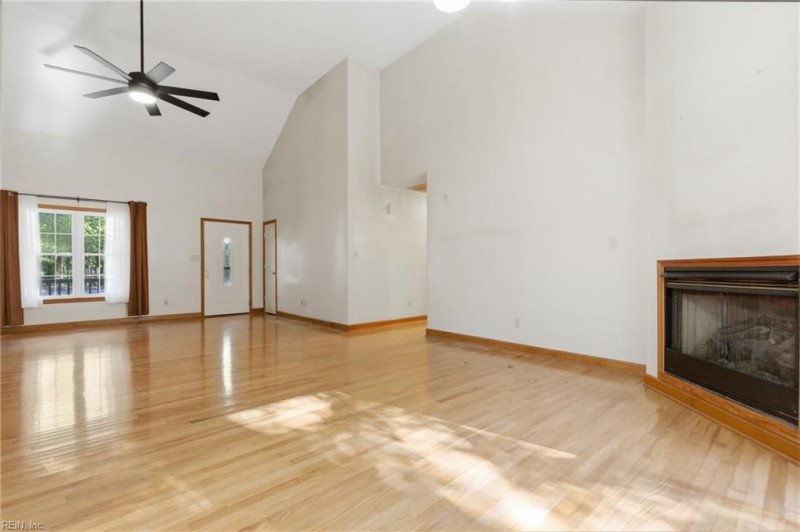 Photo 22 of 50 residential for sale in Camden County virginia