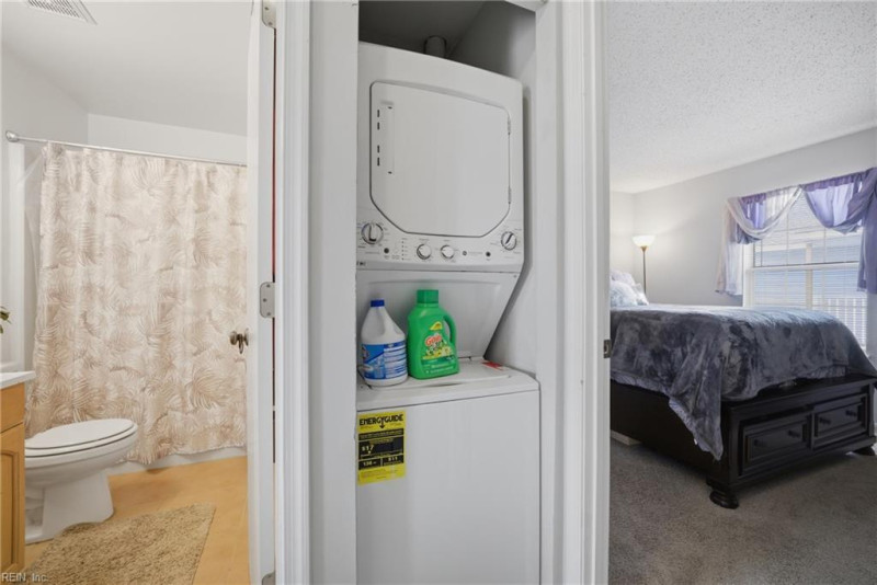 Photo 12 of 30 residential for sale in Virginia Beach virginia