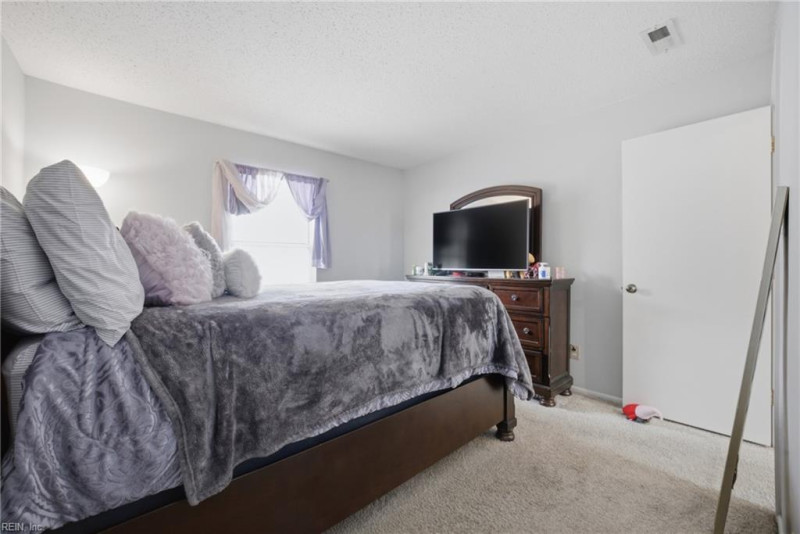 Photo 16 of 30 residential for sale in Virginia Beach virginia