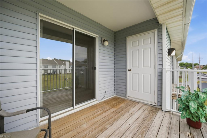 Photo 17 of 30 residential for sale in Virginia Beach virginia