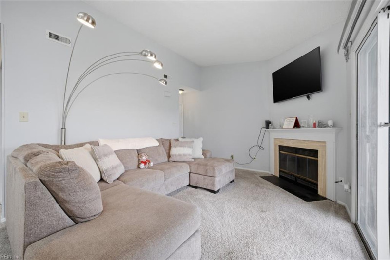 Photo 3 of 30 residential for sale in Virginia Beach virginia