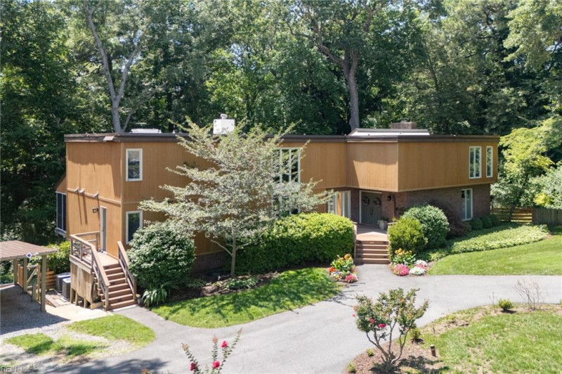 Photo 41 of 50 residential for sale in Newport News virginia
