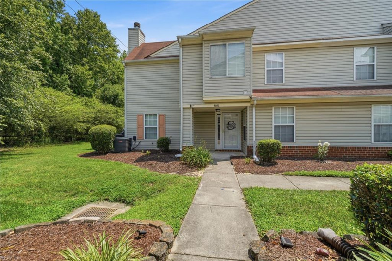 Photo 2 of 28 residential for sale in Chesapeake virginia Photo 2 of 28 residential for sale in Chesapeake virginia