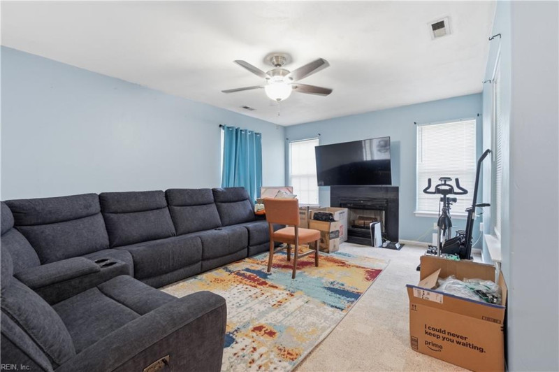 Photo 5 of 28 residential for sale in Chesapeake virginia Photo 5 of 28 residential for sale in Chesapeake virginia