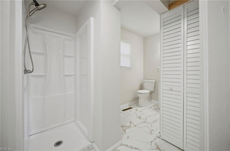 Photo 27 of 40 residential for sale in Norfolk virginia Photo 27 of 40 residential for sale in Norfolk virginia
