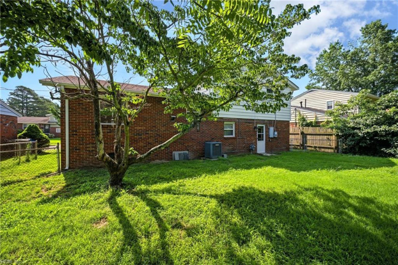 Photo 30 of 40 residential for sale in Norfolk virginia Photo 30 of 40 residential for sale in Norfolk virginia