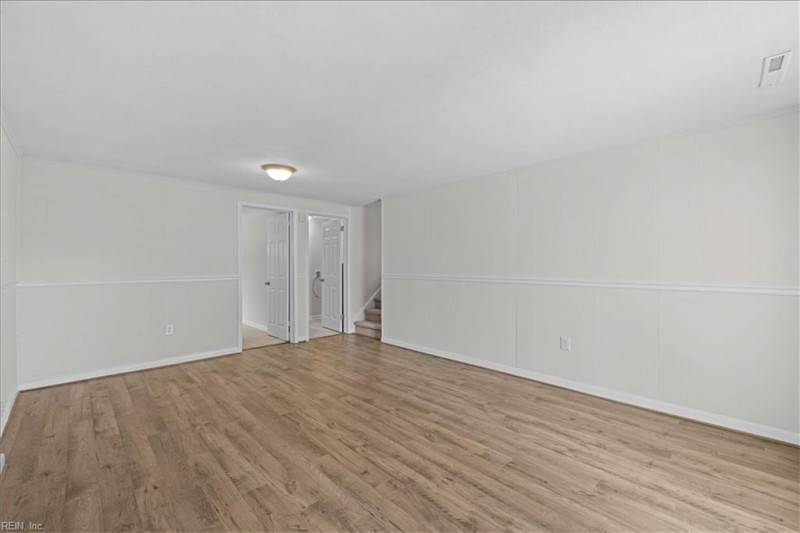 Photo 14 of 37 residential for sale in Virginia Beach virginia