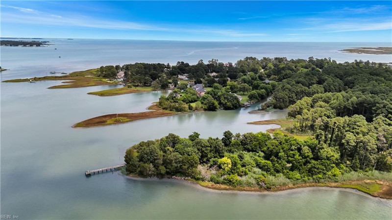 Photo 8 of 14 residential for sale in Poquoson virginia Photo 8 of 14 residential for sale in Poquoson virginia