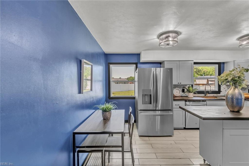 Photo 7 of 48 residential for sale in Portsmouth virginia