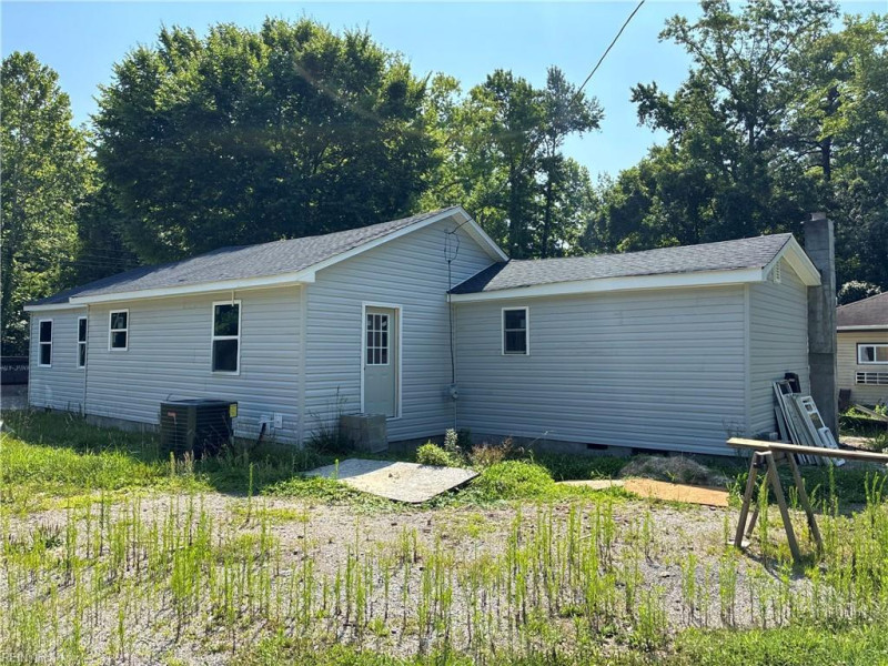 Photo 2 of 8 residential for sale in Suffolk virginia