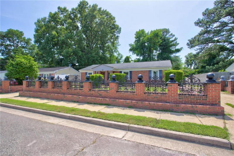 Photo 1 of 43 residential for sale in Hampton virginia