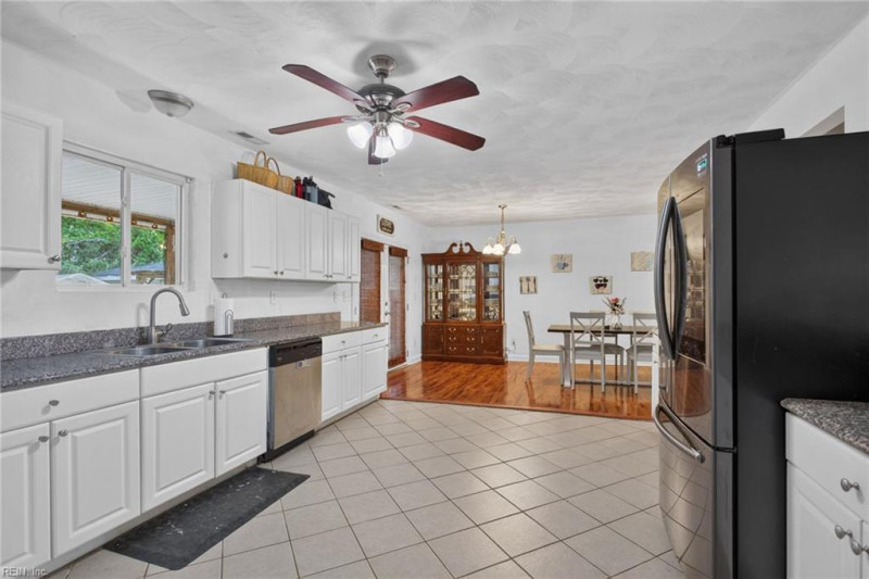 Photo 30 of 43 residential for sale in Hampton virginia