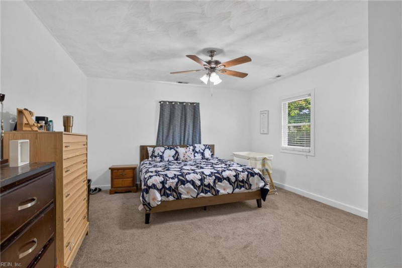 Photo 33 of 43 residential for sale in Hampton virginia