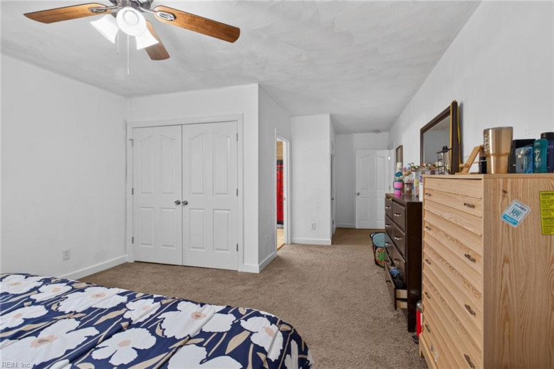 Photo 35 of 43 residential for sale in Hampton virginia