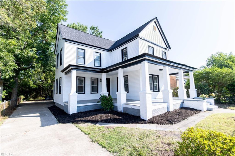 Photo 1 of 20 residential for sale in Hampton virginia