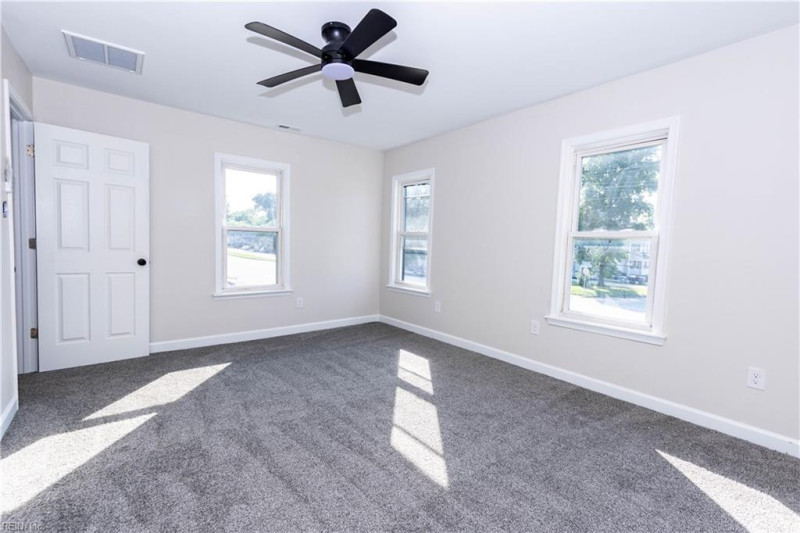 Photo 15 of 20 residential for sale in Hampton virginia