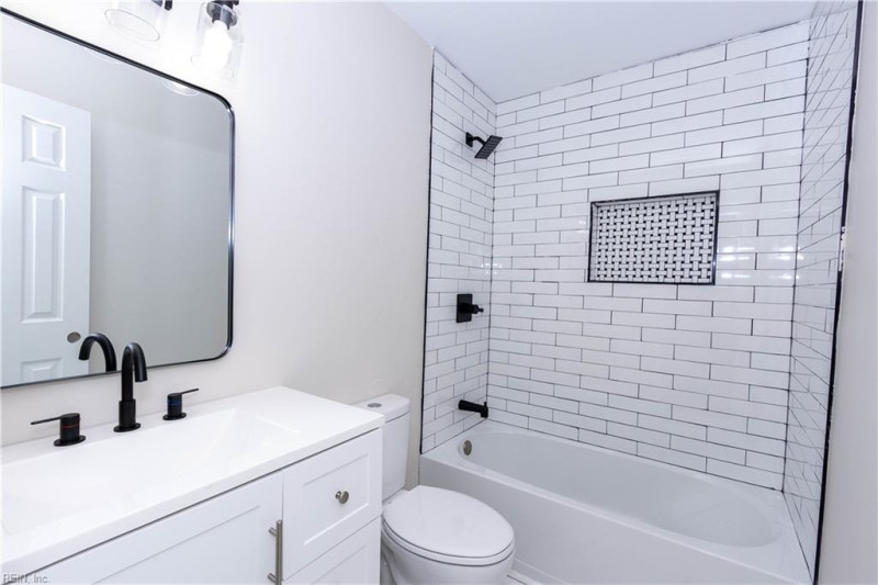 Photo 17 of 20 residential for sale in Hampton virginia