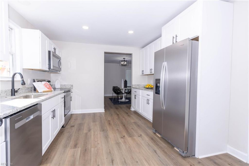 Photo 6 of 20 residential for sale in Hampton virginia