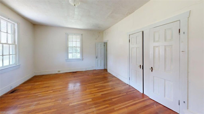Photo 28 of 50 residential for sale in Southampton County virginia