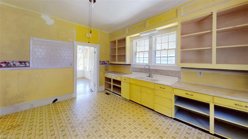 Photo 33 of 50 residential for sale in Southampton County virginia
