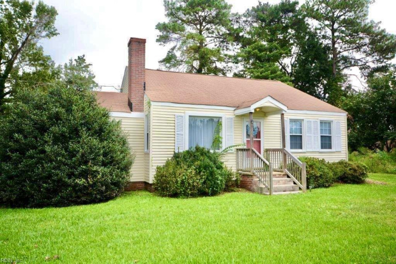 Photo 1 of 8 residential for sale in Chesapeake virginia