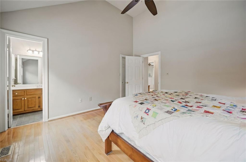 Photo 20 of 50 residential for sale in Chesapeake virginia