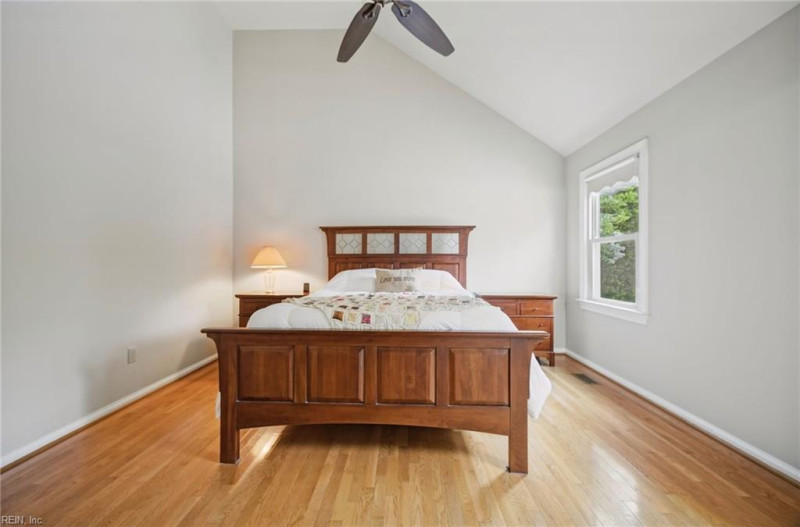 Photo 21 of 50 residential for sale in Chesapeake virginia