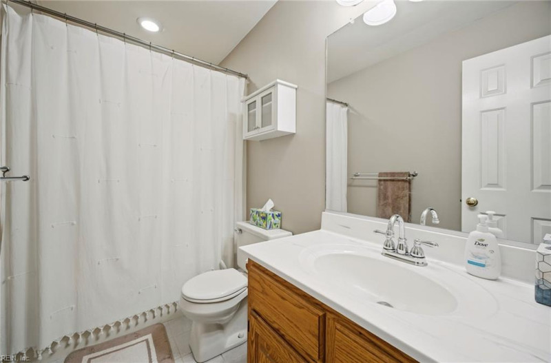 Photo 27 of 50 residential for sale in Chesapeake virginia
