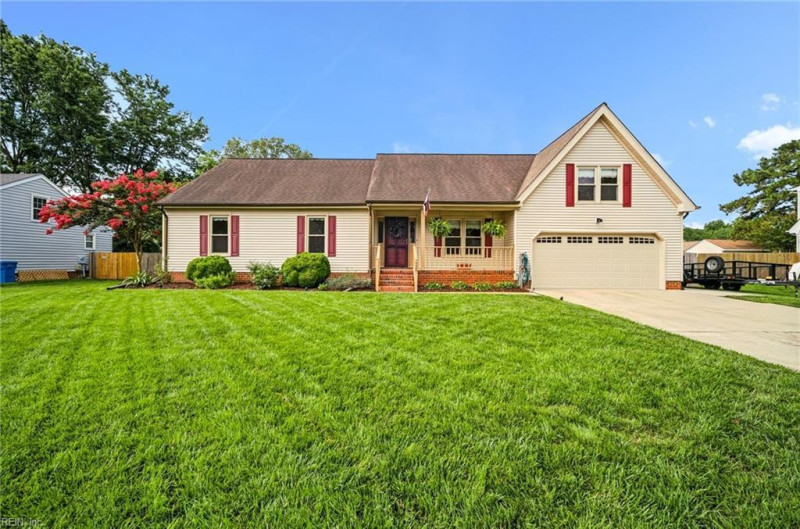 Photo 3 of 50 residential for sale in Chesapeake virginia