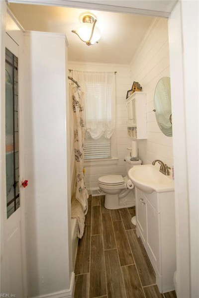Photo 41 of 49 residential for sale in Portsmouth virginia Photo 41 of 49 residential for sale in Portsmouth virginia
