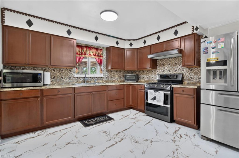 Photo 17 of 50 residential for sale in Norfolk virginia Photo 17 of 50 residential for sale in Norfolk virginia