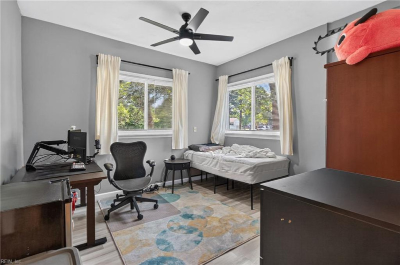 Photo 31 of 50 residential for sale in Norfolk virginia Photo 31 of 50 residential for sale in Norfolk virginia