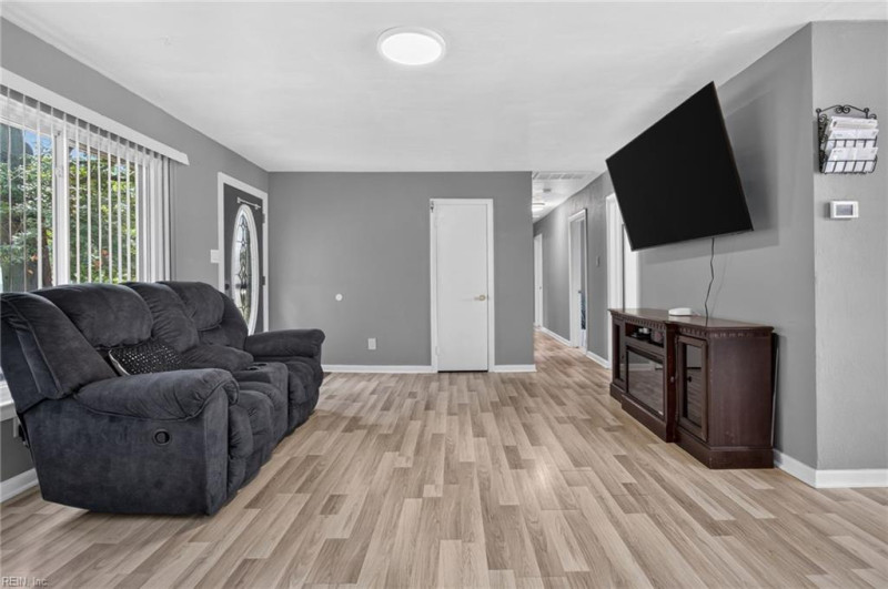 Photo 9 of 50 residential for sale in Norfolk virginia Photo 9 of 50 residential for sale in Norfolk virginia