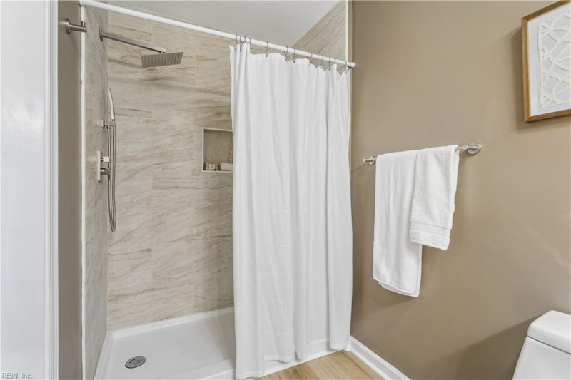 Photo 15 of 33 residential for sale in Newport News virginia Photo 15 of 33 residential for sale in Newport News virginia