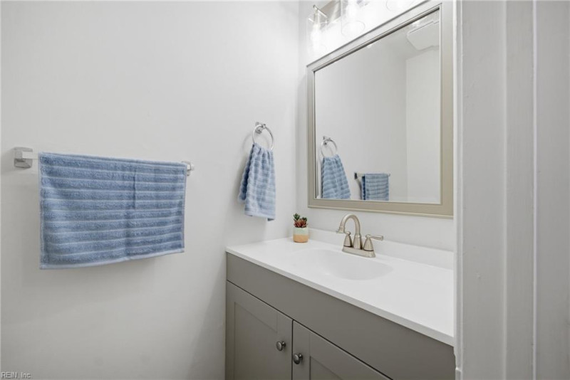 Photo 16 of 38 residential for sale in Virginia Beach virginia