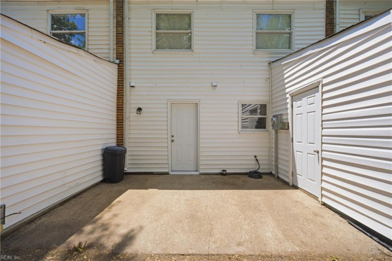 Photo 31 of 38 residential for sale in Virginia Beach virginia